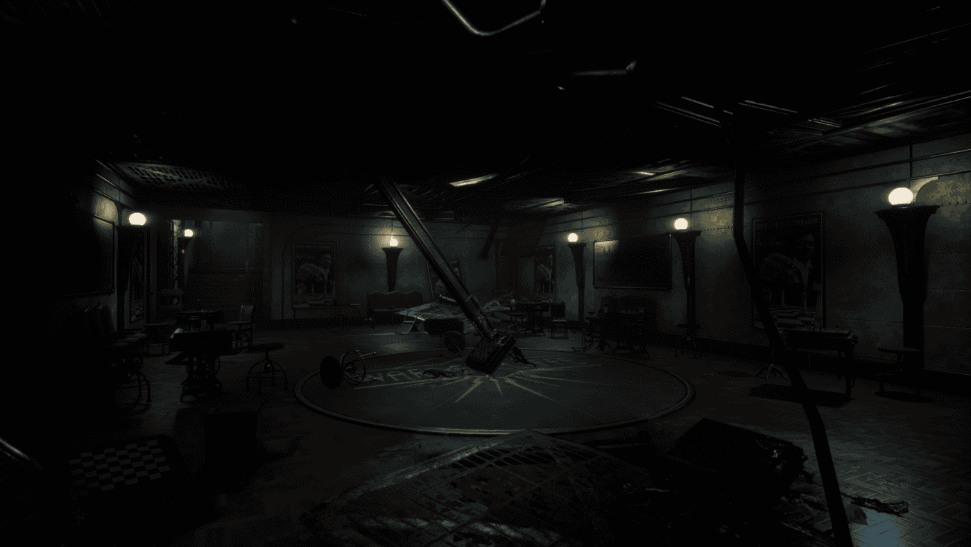 Close To The Sun - Room